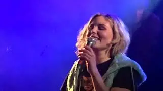 Klara Keller & Ester Lucky Luke Stockholm Debaser Strand 250328