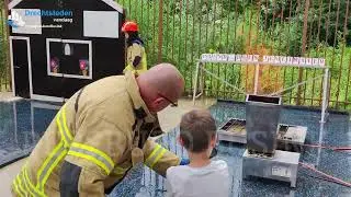 Open dag brandweer Papendrecht groot succes, Er was zelfs een robothond