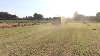 John Deere 1424 C Vierkantpresse mit aktivem Rollenniederhalter GREVING Landmaschinen II
