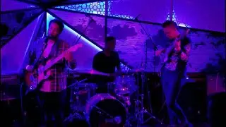 MANEKA at The Sultan Room - Winner's Circle (Live)