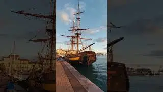 Vieux gr&eacute;ement &agrave; quai