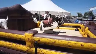 Rider mekanisk tjur