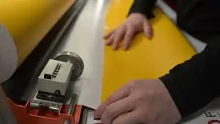 Oracal 641M 019 самоклеящаяся пленка ярко-желтый глянец