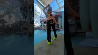 Elevate Your Pool Party Vibe in Las Vegas #vegasgirl #lasvegaswinter