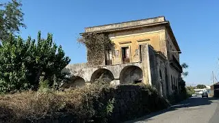 Ho Trovato Una Casa Aperta Con Tanti Mobili
