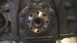 Crankshaft Seal Removal Trick #mechanics #mechanic #oilseal