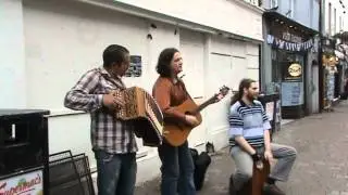 BELLA CIAO * Galway. Ireland. 5 July 2012 *