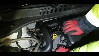 Seat Mii / VW Up / Skoda Citi car - Checking oil, water and windscreen level