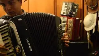 Baixos de Lamento Sertanejo AULA acordeon sanfona vídeo Daniel Arano