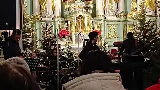 Pójdzmy wszyscy do stajenki-kolędowanie