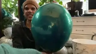 Balloons. How to customize colors using another balloon inside.