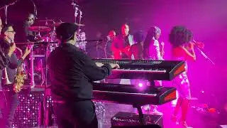 Barrowland Ballroom | 12.8.2025 | 02 | Cuff It · Get Lucky · Lose Yourself To Dance