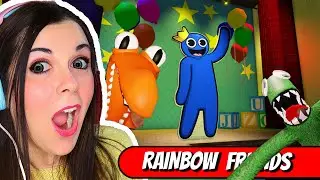 BLUE NOS PERSIGUE en RAINBOW FRIENDS de ROBLOX