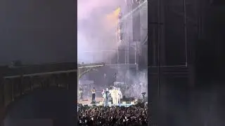 Happy Birthday, Joe Jonas! 🥳🎤 The Jonas Brothers Celebrate On Stage @JoeJonas