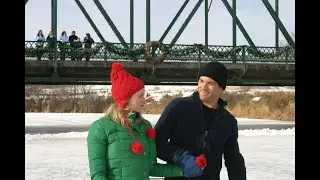 Chris & Jamie (Just Friends) - 'tis the damn season