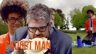Richard Ayoade & Phill Jupitus have a gadget picnic | Gadget Man