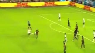 Xavi Sombrero Vs Paul Scholes