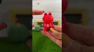 Let&rsquo;s open some lil Woodzeez rainbow series bobbleez! #lilwoodzeez #bobbleez #rainbow