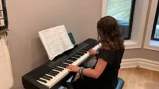 Maisie plays Energico