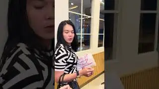 Ngasih suprise tante nya Zizi & Zello😘