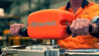 Die revolution&auml;re Arbeitsb&uuml;hne Elevah 40