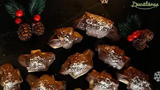 Cornulete cu alune de padure, crema de fistic si ciocolata - Desertul de care te vei indragosti