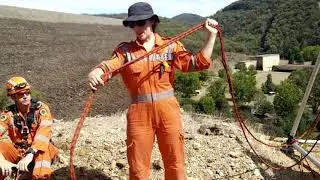 Vertical Rescue - Fundamentals - 5. Long tail bowline