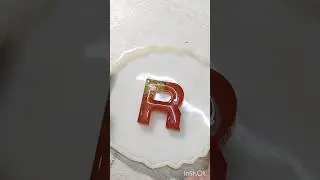 Glossy Resin keychain design for beginners 😍#resin #diy #viral #trending #feedshorts #youtubeshorts