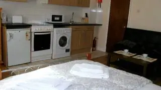 Holiday apartments in central London. Short let flat in London.