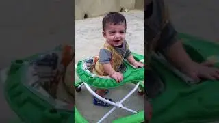 anas litl play on baby car