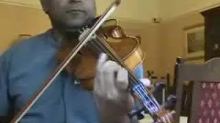 sandhye kanneerithenthe  malayalam song  on violin by ayoub