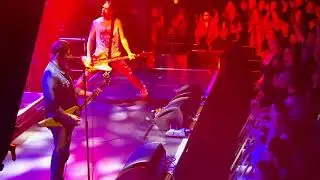 Ash - live at the Academy Theatre Dublin 11-Dec-25 - petrol