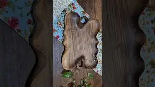 doing a #wooingtray #woodplate #woodworking #wood #woodcarving