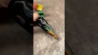 Nail tutorial - Holographic glitter flame nail art in 30 seconds!