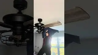 Best way to clean a ceiling fan #cleantok #deepcleaningmotivation #cleaningtips