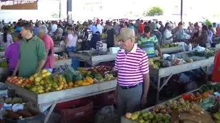 Feira Livre no Interior da Bahia - Paramirim