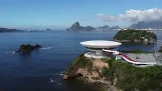 Niter&oacute;i Contemporary Art Museum (Rio De Janeiro)