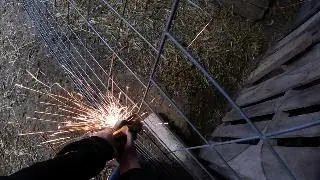 Building pig pen (GONE WRONG)