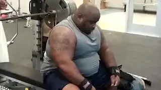 BIG MUSCLECHUB BEAST Gym Training - Real Thick TV