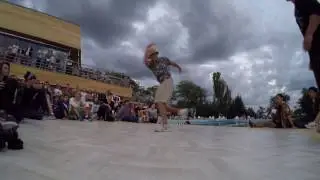 Bboy One Shot Masters of Situations  vs bboy Чеснок  1\4 Saksofun Fest 2016