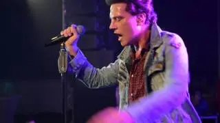 Bouke - Crazy Little Thing Called Love