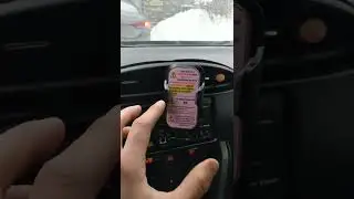 GETAROUND: Scion FR-S - How to use phone holder