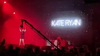 KATE RYAN - Voyage Voyage / D&eacute;senchant&eacute;e - Hungary, Bp park