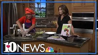 Raw Chef Jane uses garden goodies to make a healthy dinner.