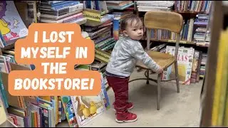 Toddler visits local Wonder Book store | TBT, Throwback Thursdays with Whachuseysey