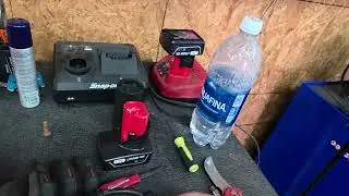 Дискуссия об аккумуляторах Milwaukee M12: работают ли импортные аккумуляторы? #milwaukeetools #tr...