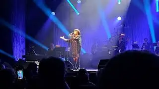 Mireille Mathieu Tours 2025