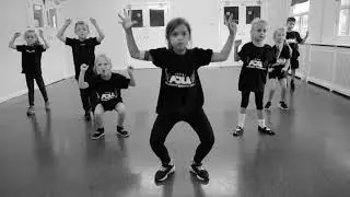 Mini Alliance 4+ // Trap Dance Routine