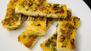 Garlic Bread Sticks Without Oven | Crunchy Garlic Bread | Chilli garlic Bread on Tawa @NaumasWit