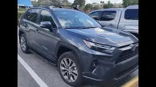Обзор подножек Black Horse на Toyota Rav 4 2025 года от Криса из C&H Auto Accessories.